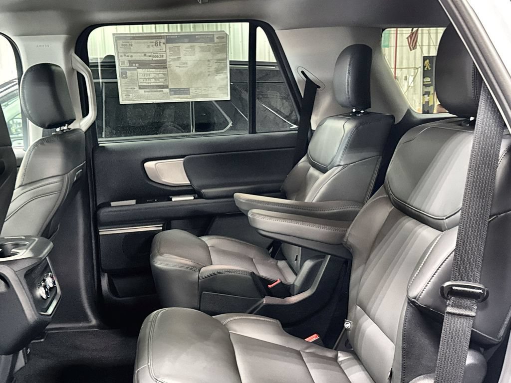 New 2027 Ford Expedition Active AWD/4WD image 25
