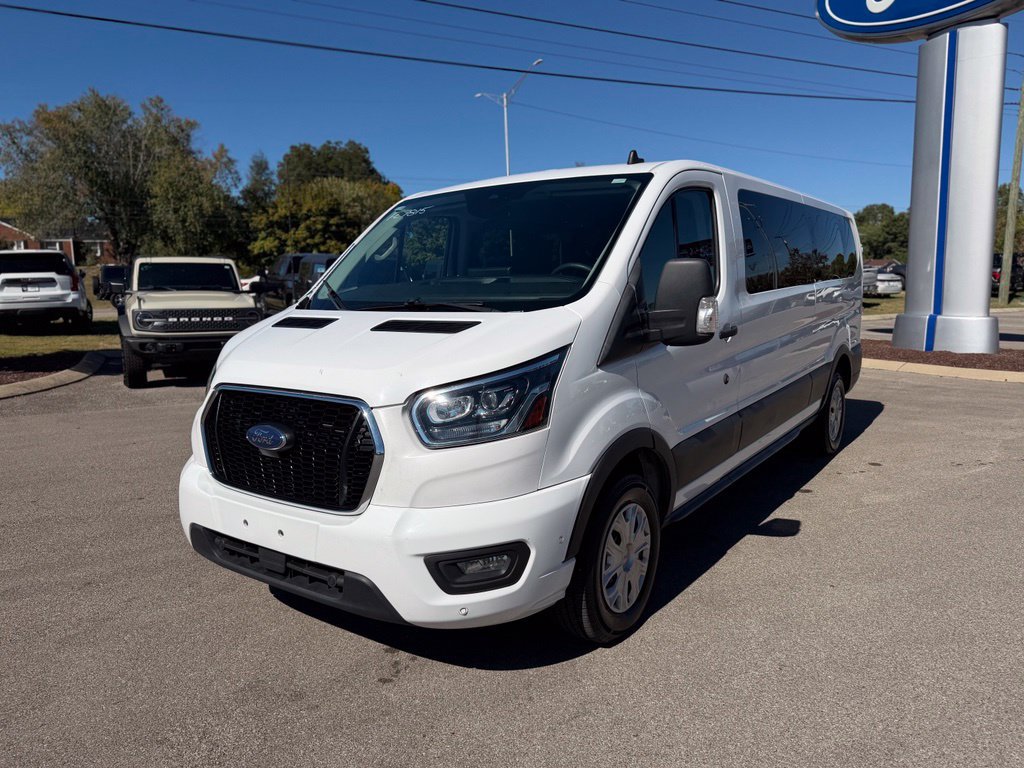 Used 2023 Ford Transit 350 XLT RWD image 3