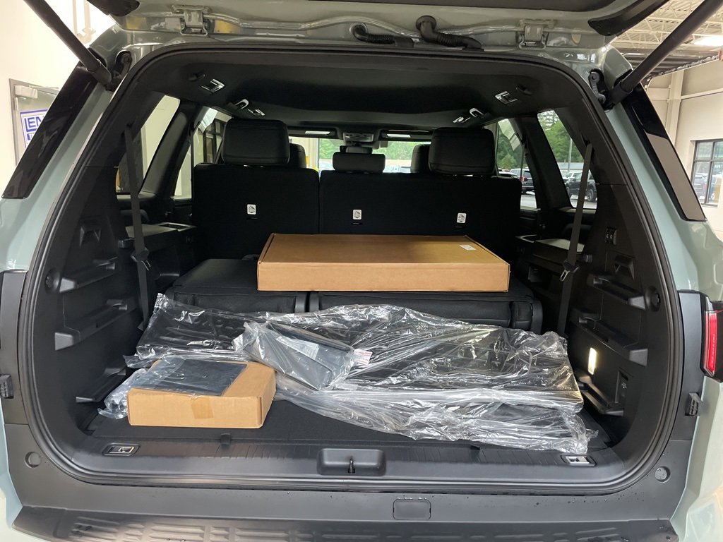 Used 2025 Toyota Sequoia SR5 image 8