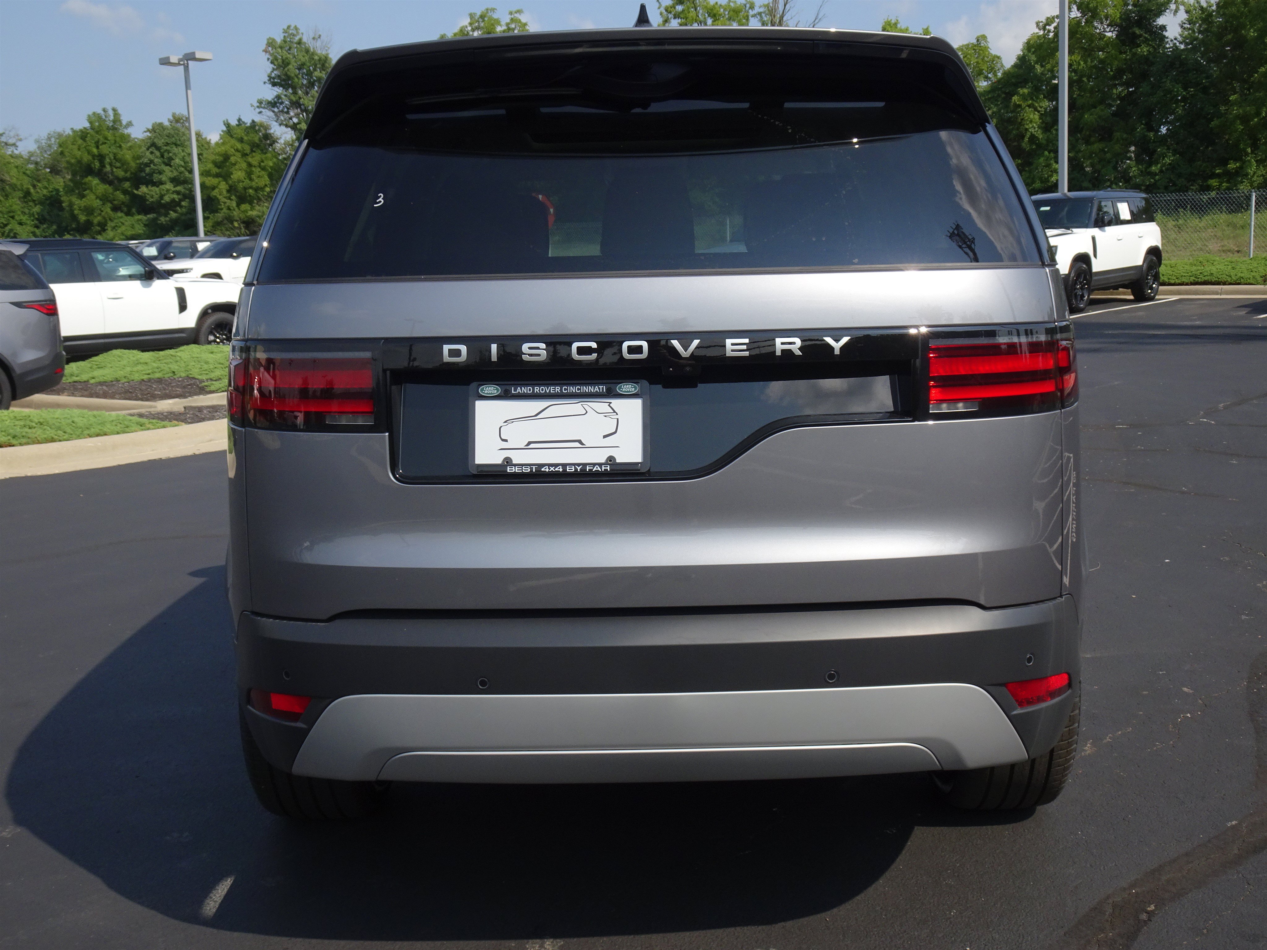 New 2026 Land Rover Discovery S AWD/4WD image 11