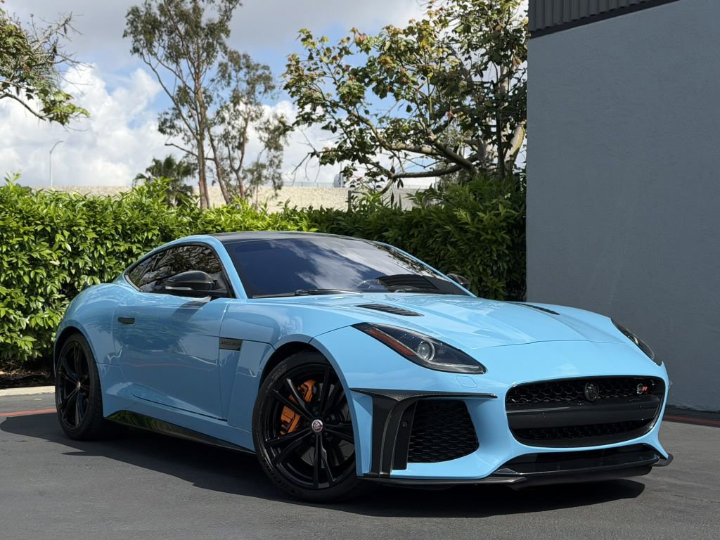Used 2017 Jaguar F-TYPE SVR image 12