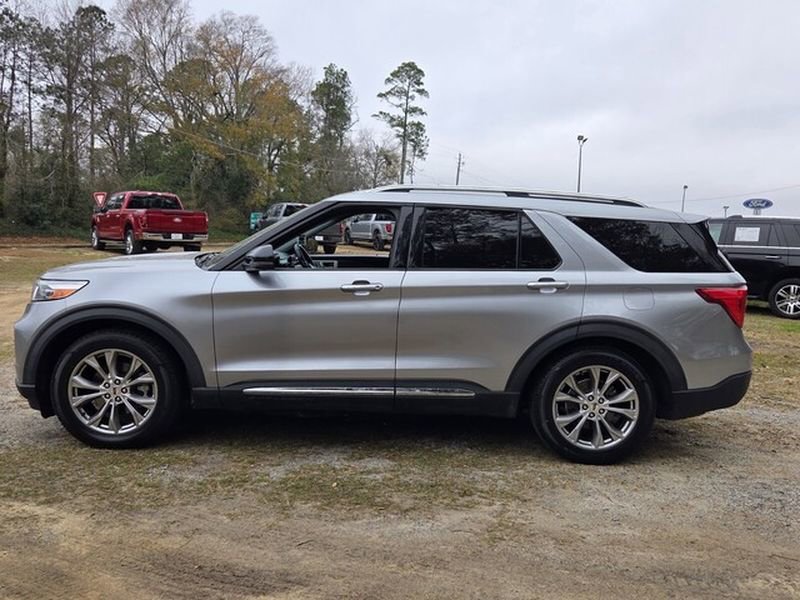 Used 2021 Ford Explorer Limited w/ Equipment Group 301A image 5