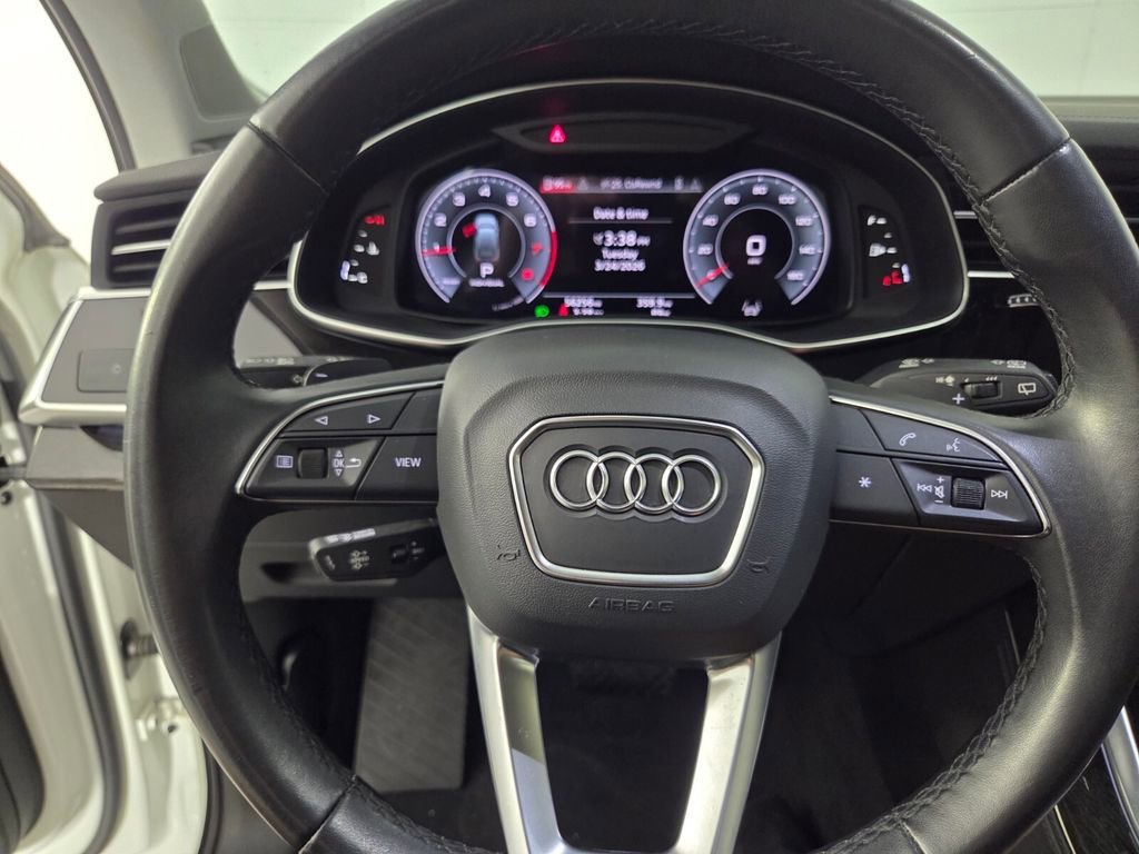 Used 2023 Audi Q7 3.0T Premium Plus image 17