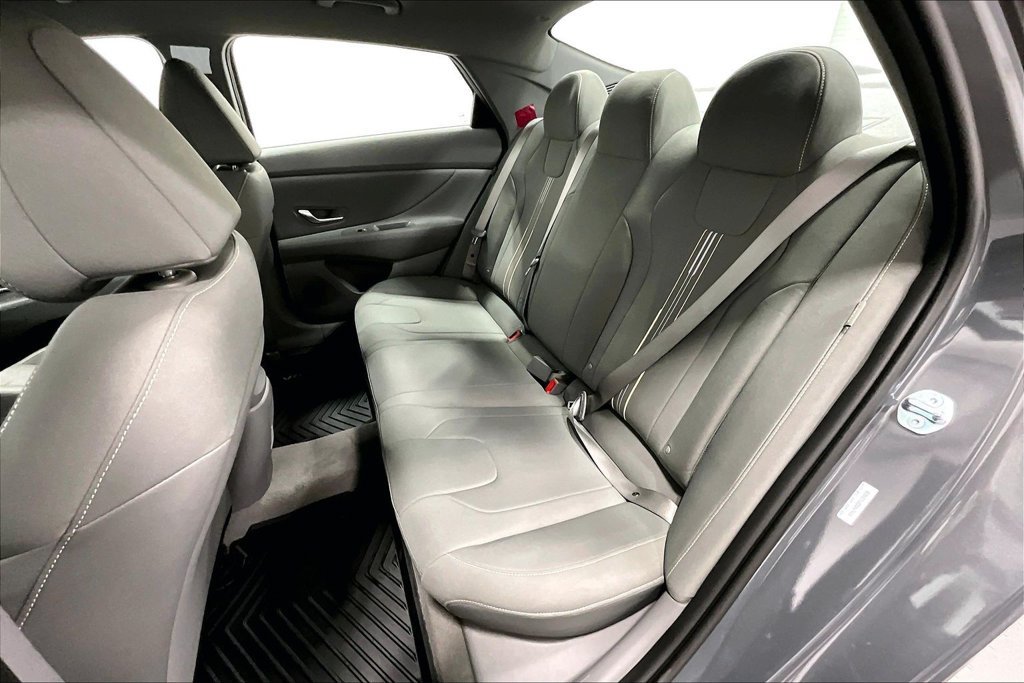 New 2026 Hyundai Elantra Sport FWD image 18