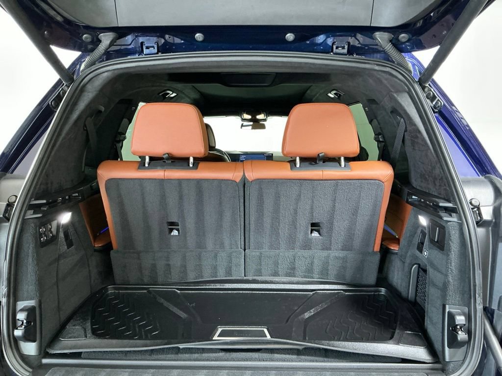 Certified 2024 BMW X7 xDrive40i w/ M Sport Package AWD/4WD image 31