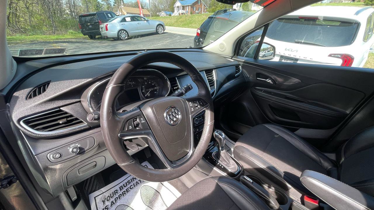 Used 2018 Buick Encore Preferred FWD image 18