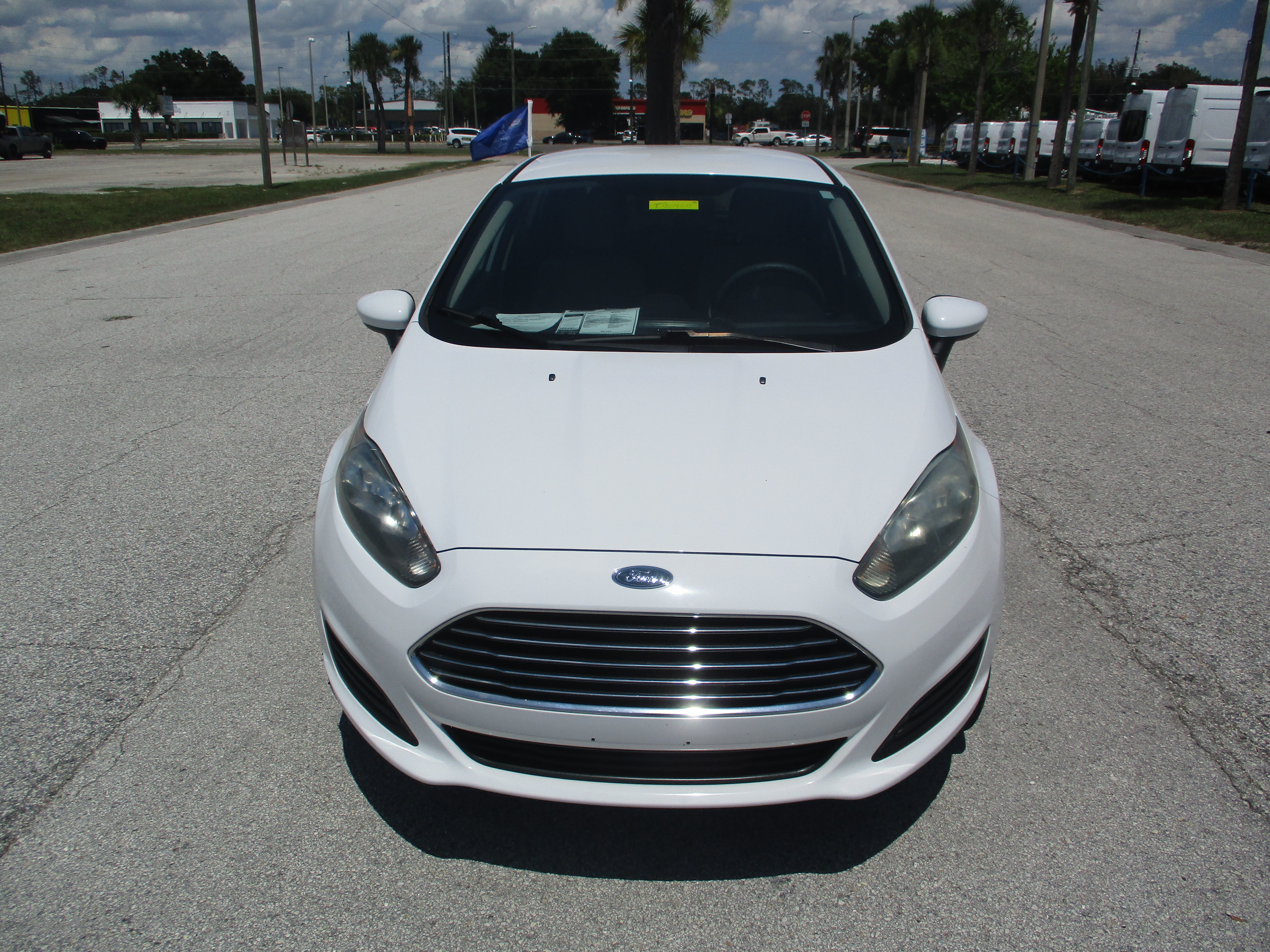 Certified 2018 Ford Fiesta SE FWD image 2
