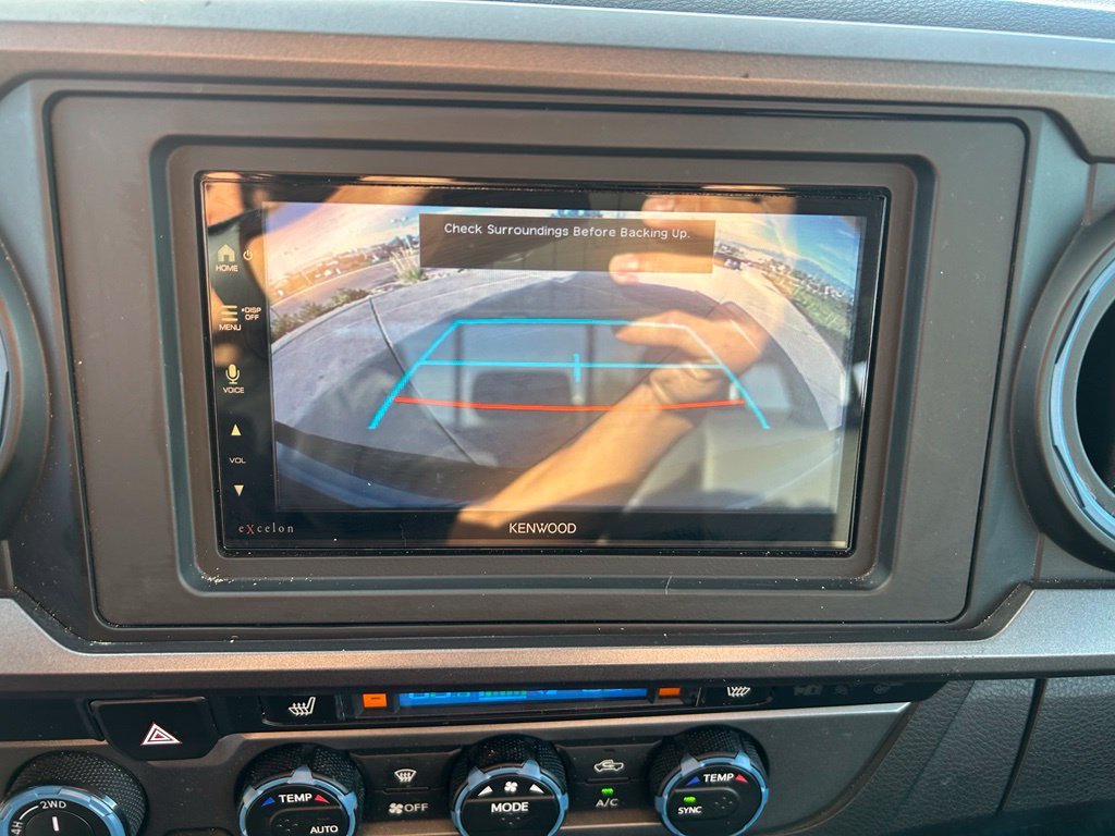 Used 2019 Toyota Tacoma TRD Sport AWD/4WD image 21