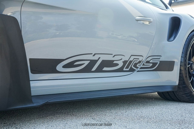 Used 2025 Porsche 911 GT3 RS image 62