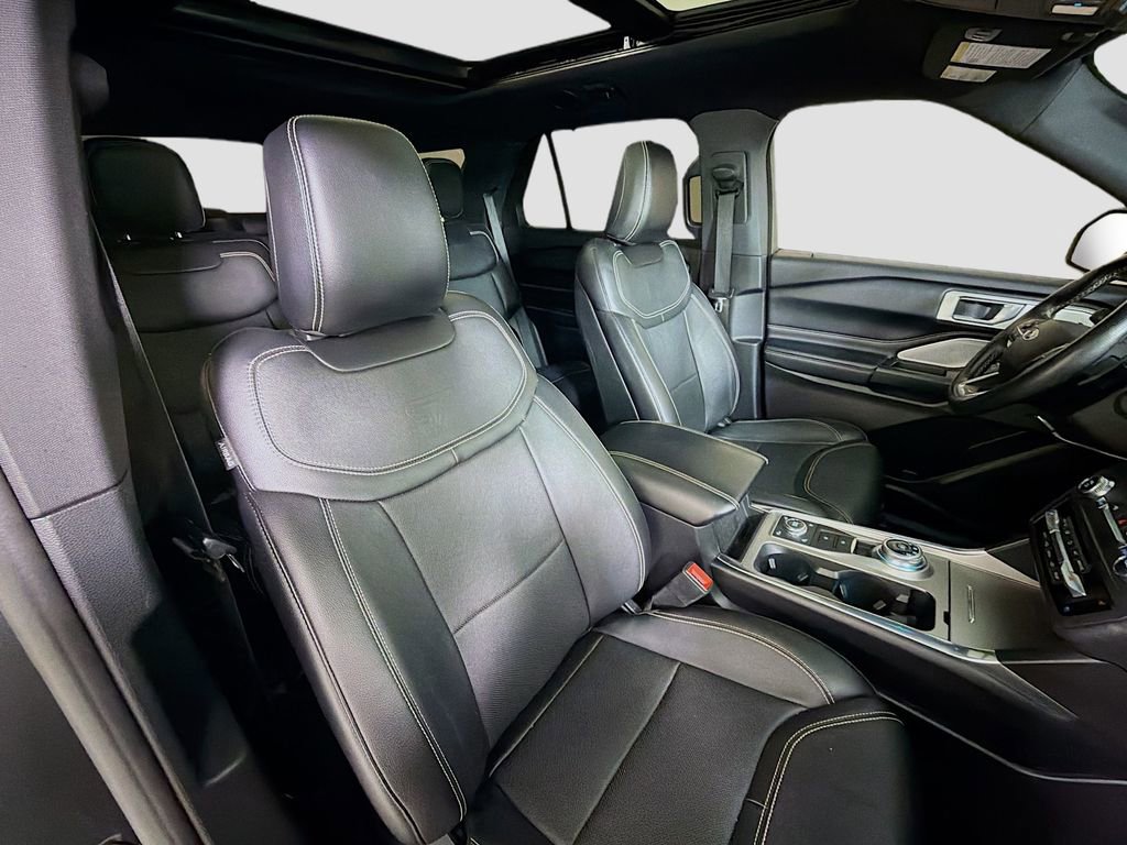 Used 2020 Ford Explorer ST w/ ST Street Pack image 33