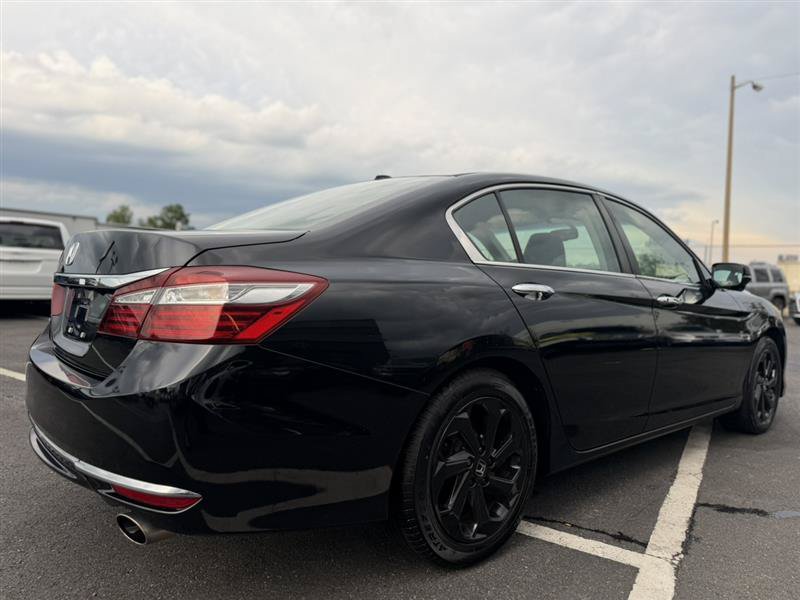 Used 2016 Honda Accord EX-L image 5