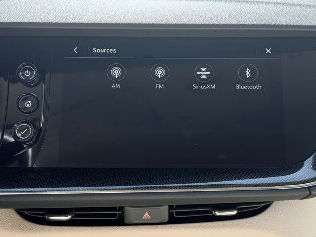 Used 2023 Buick Envision Essence AWD/4WD image 40