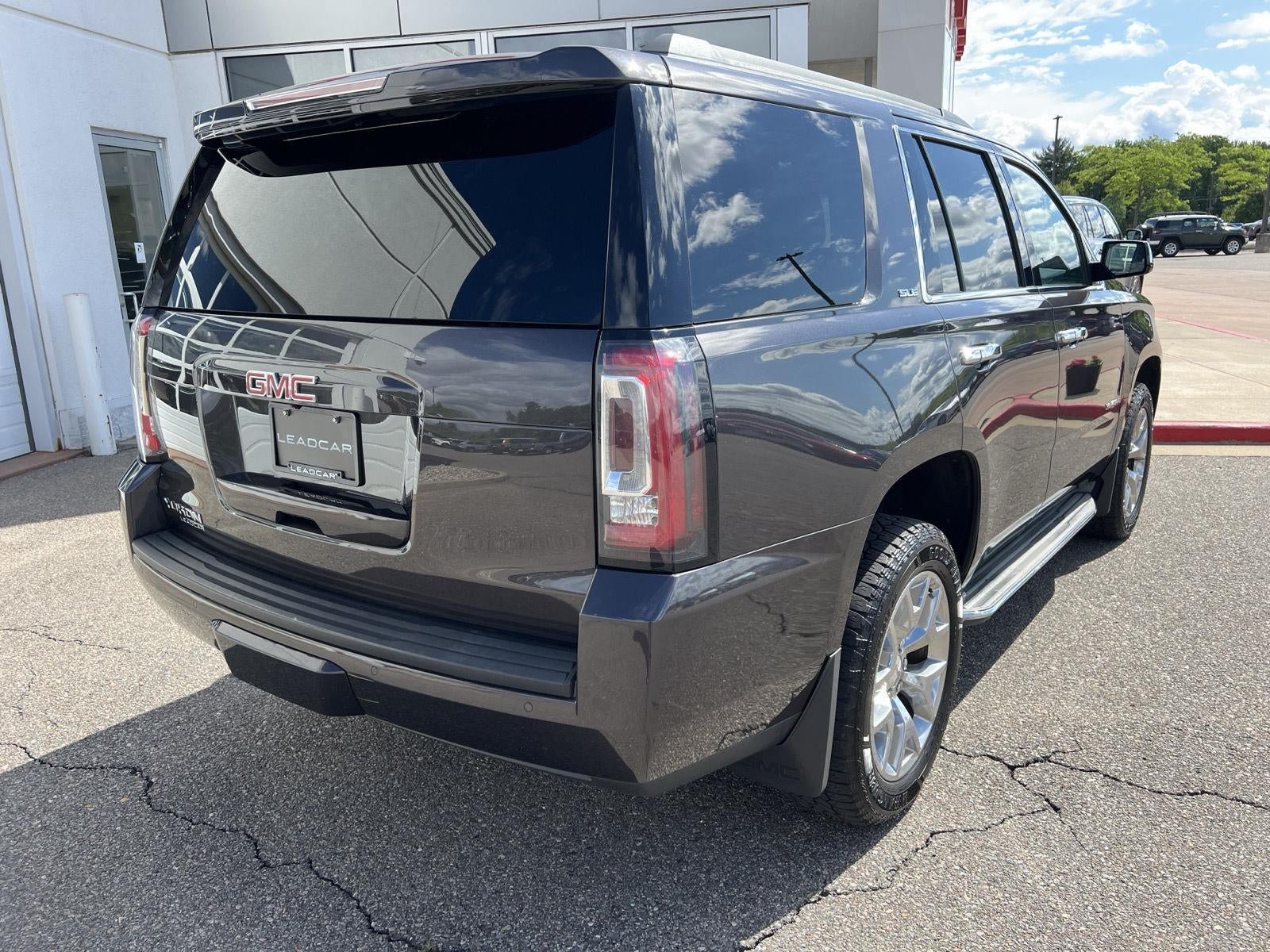 Used 2015 GMC Yukon SLE w/ Convenience Package AWD/4WD image 15