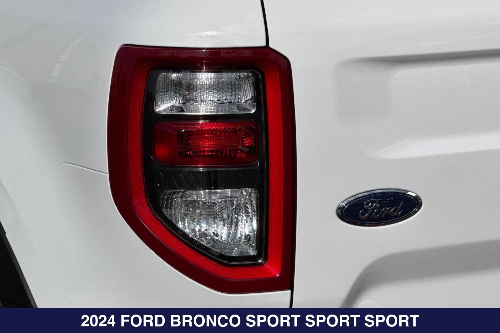 Used 2024 Ford Bronco Sport Outer Banks AWD/4WD image 28