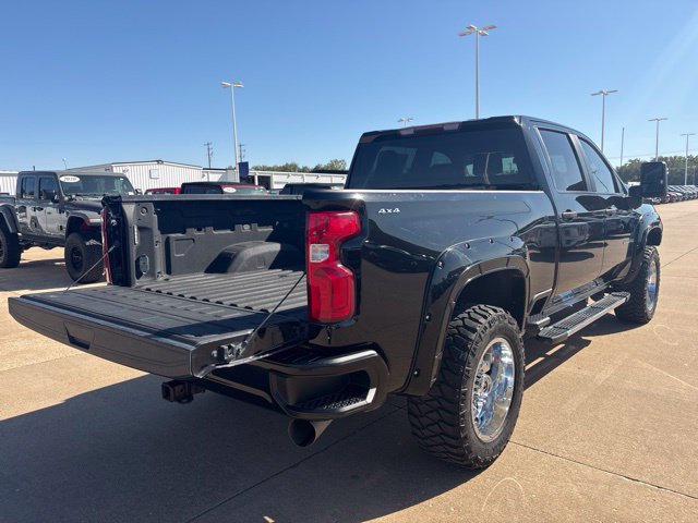 Used 2021 Chevrolet Silverado 2500 Custom w/ Custom Value Package AWD/4WD image 6