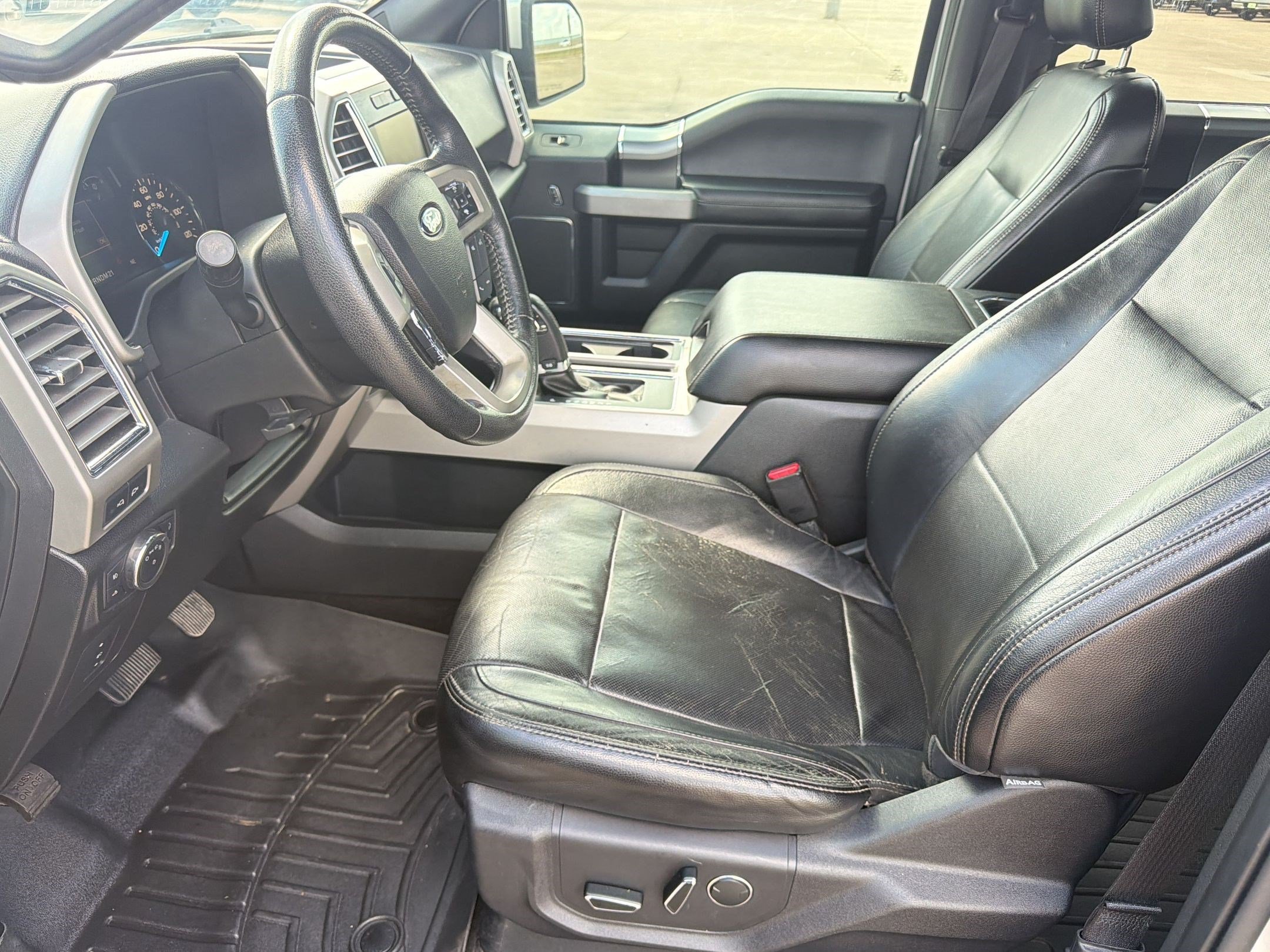 Used 2015 Ford F150 Lariat AWD/4WD image 5