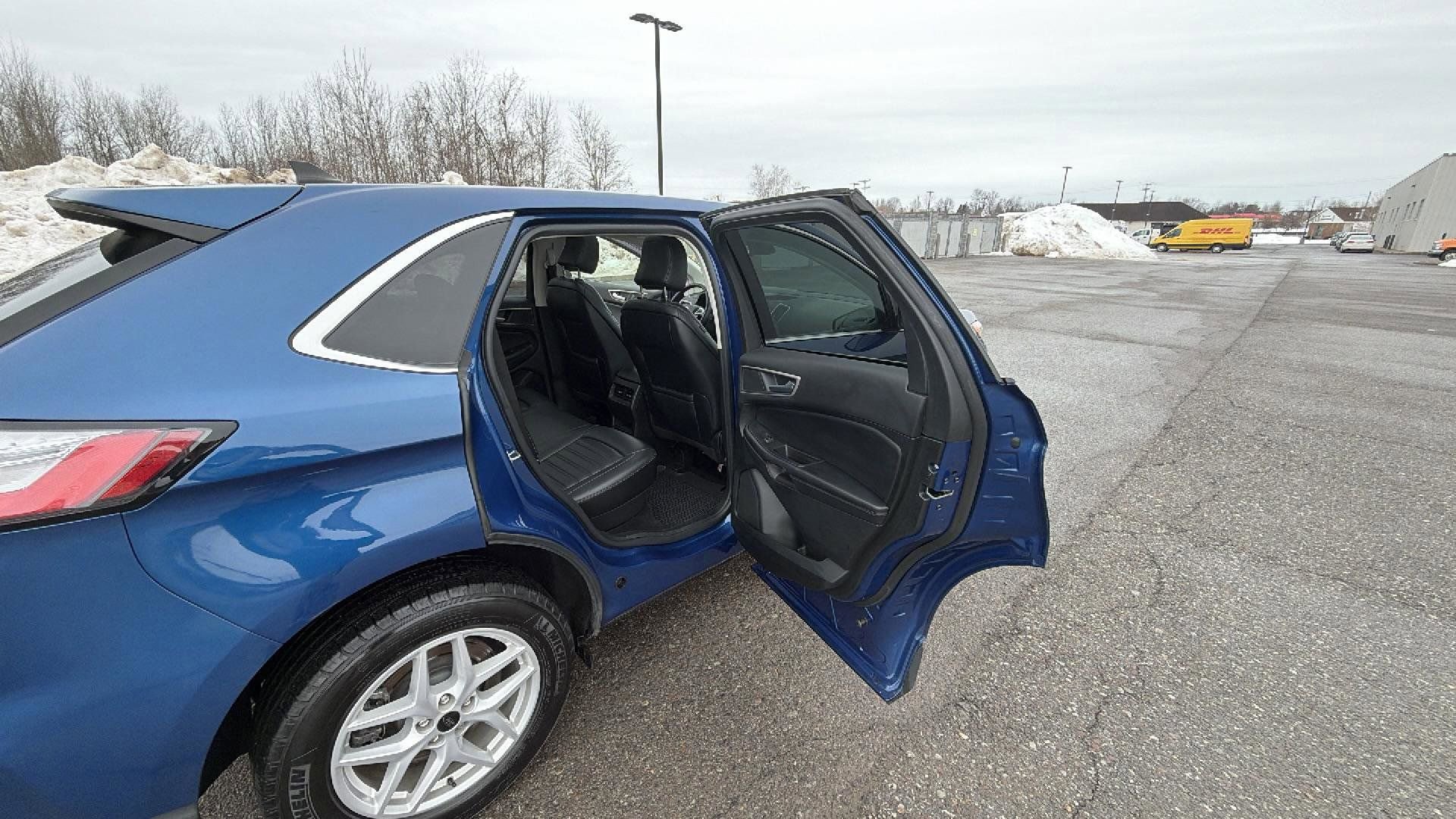 Certified 2023 Ford Edge SEL w/ Convenience Package image 27