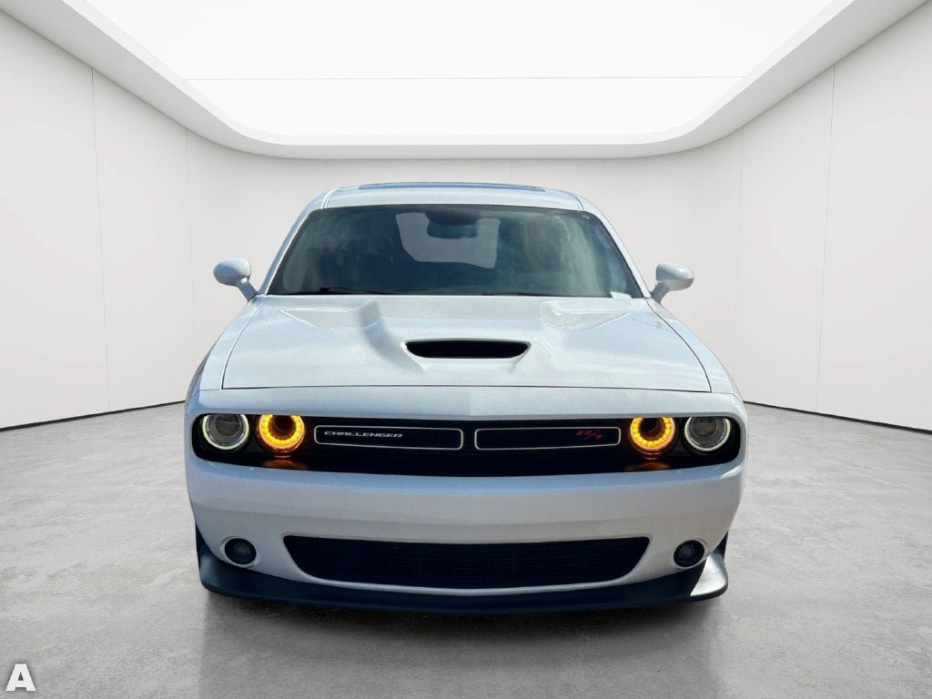 Used 2019 Dodge Challenger R/T w/ Driver Convenience Group RWD image 8