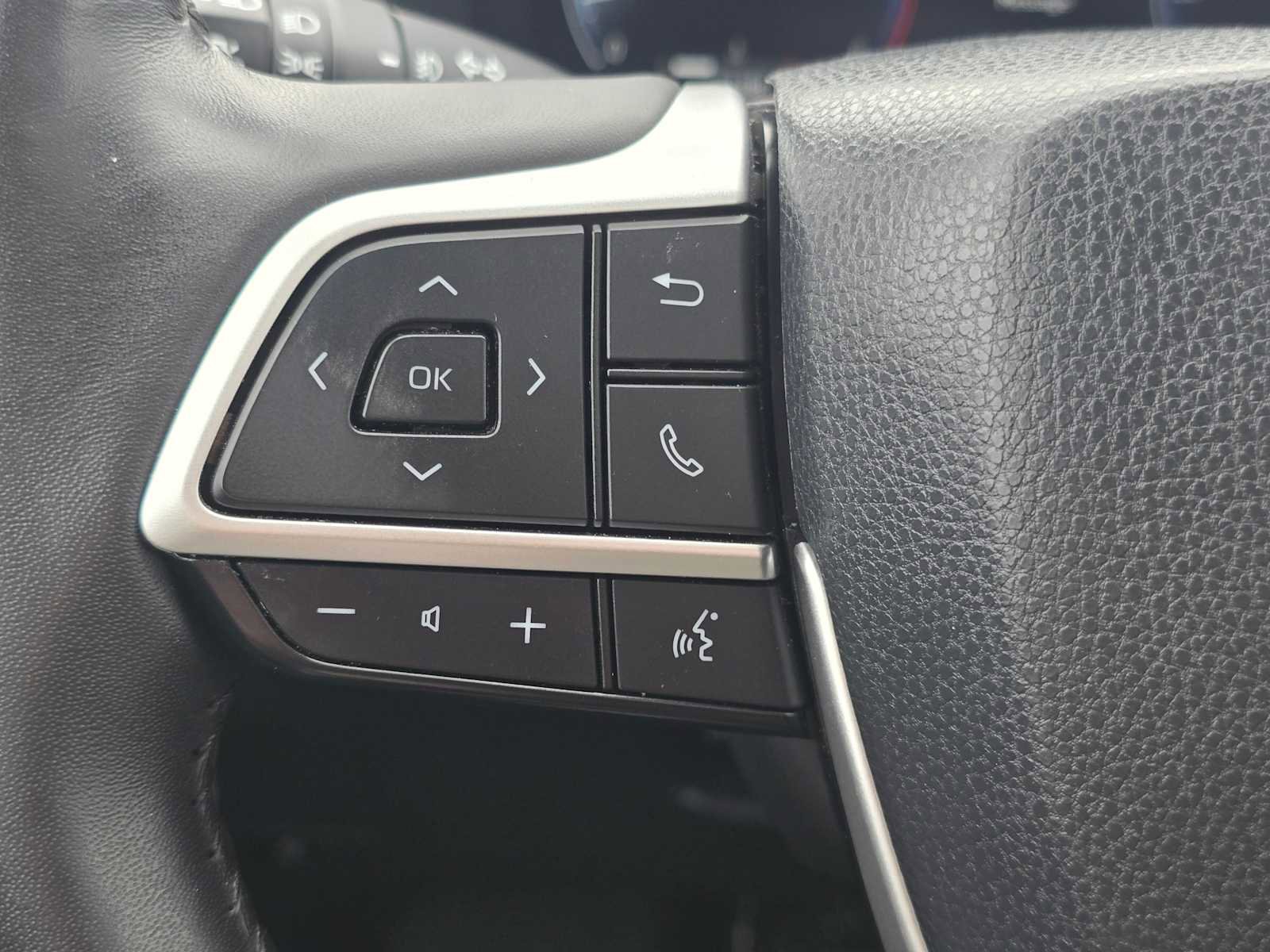 Certified 2024 Toyota Grand Highlander Limited image 42