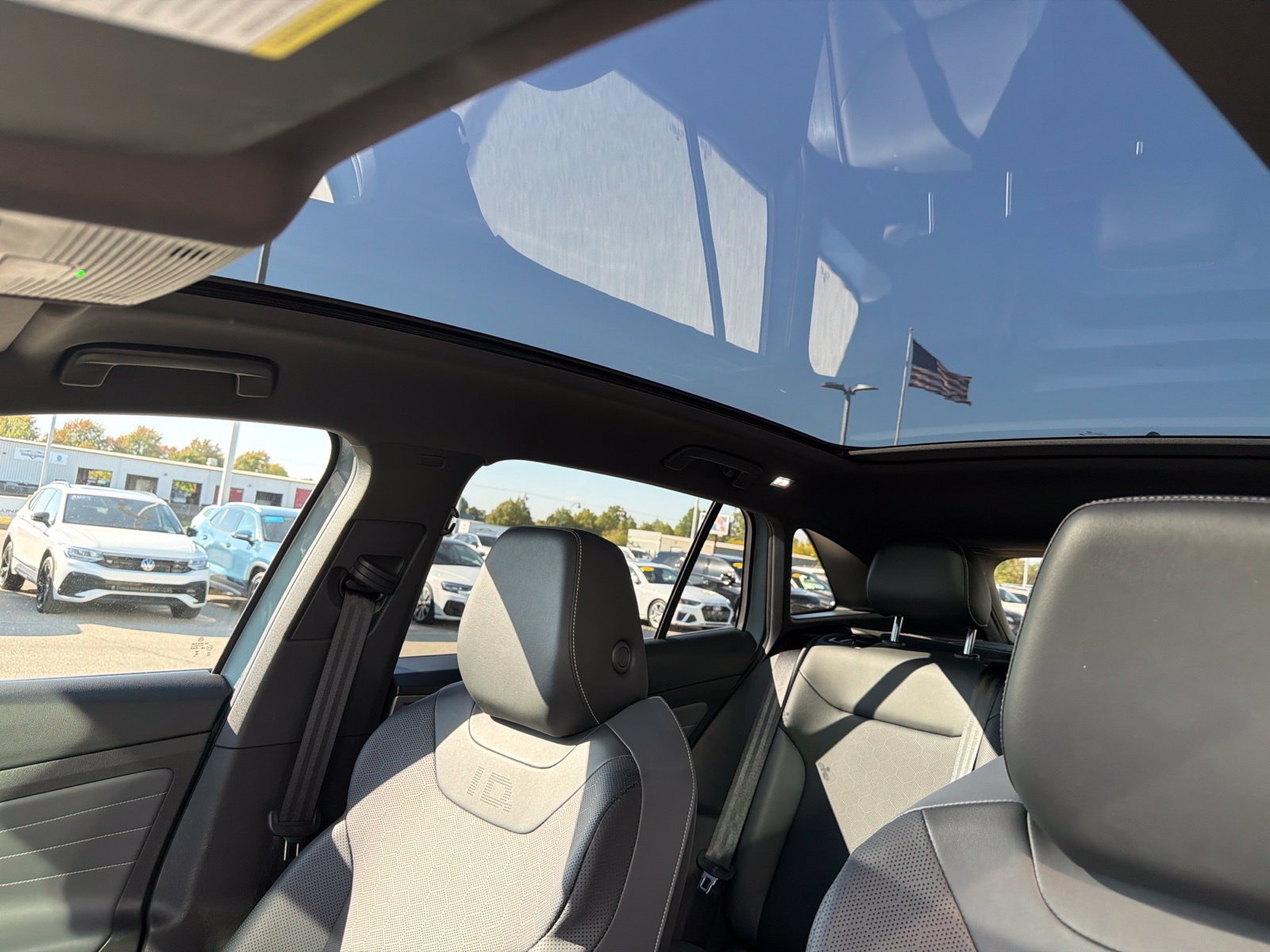 Used 2024 Volkswagen ID.4 Pro S RWD image 21