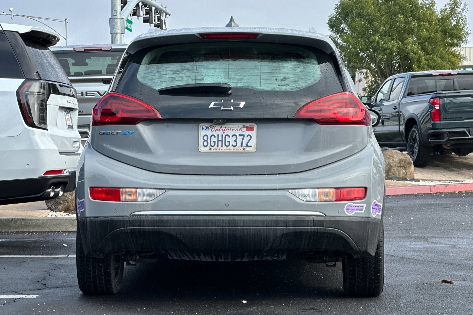 Used 2019 Chevrolet Bolt Premier w/ Infotainment Package image 6