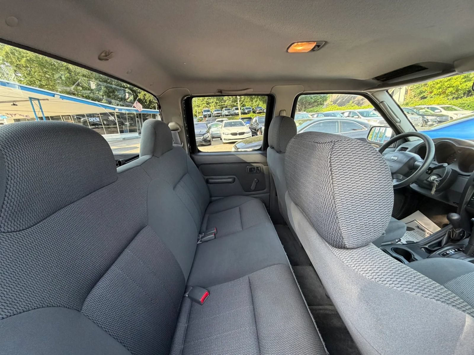 Used 2003 Nissan Frontier XE AWD/4WD image 24