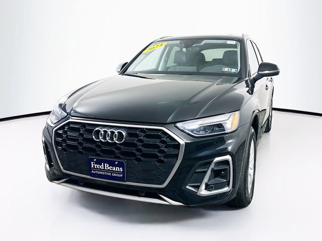 Used 2023 Audi Q5 2.0T Premium w/ Convenience Package image 3