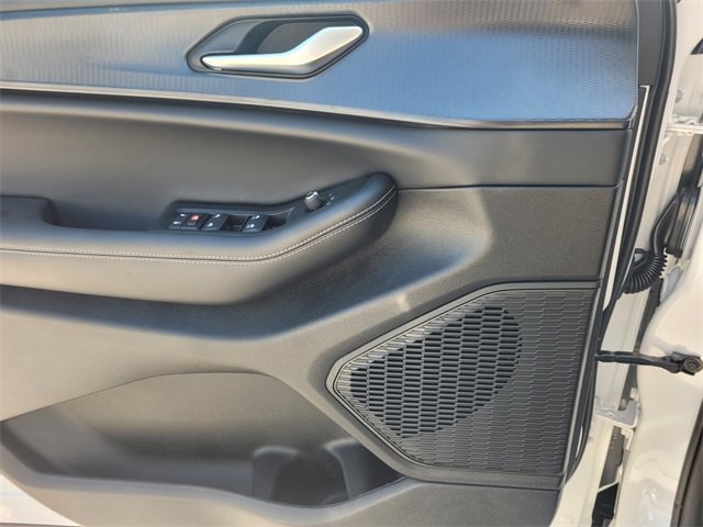 New 2025 Jeep Grand Cherokee Altitude image 20