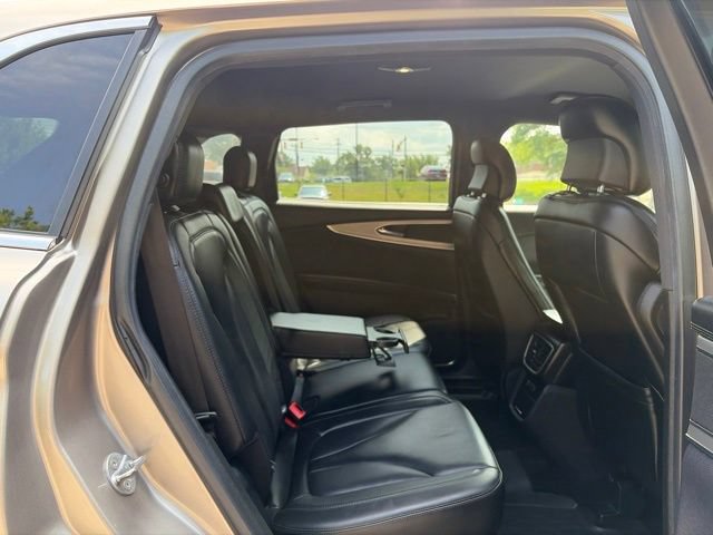 Used 2018 Lincoln MKX Select w/ MKX Climate Package AWD/4WD image 18
