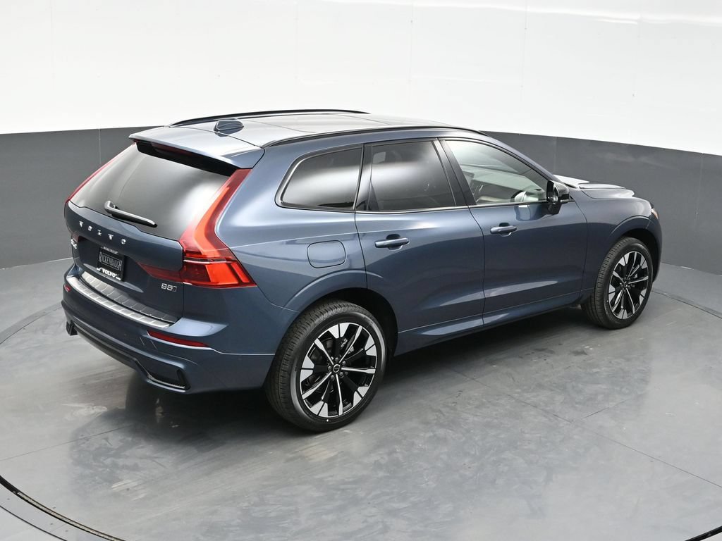 New 2026 Volvo XC60 B5 Plus w/ Climate Package AWD/4WD image 35