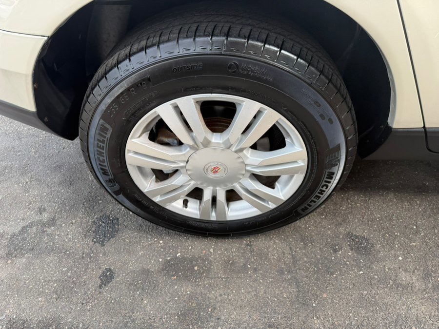 Used 2012 Cadillac SRX Luxury image 9