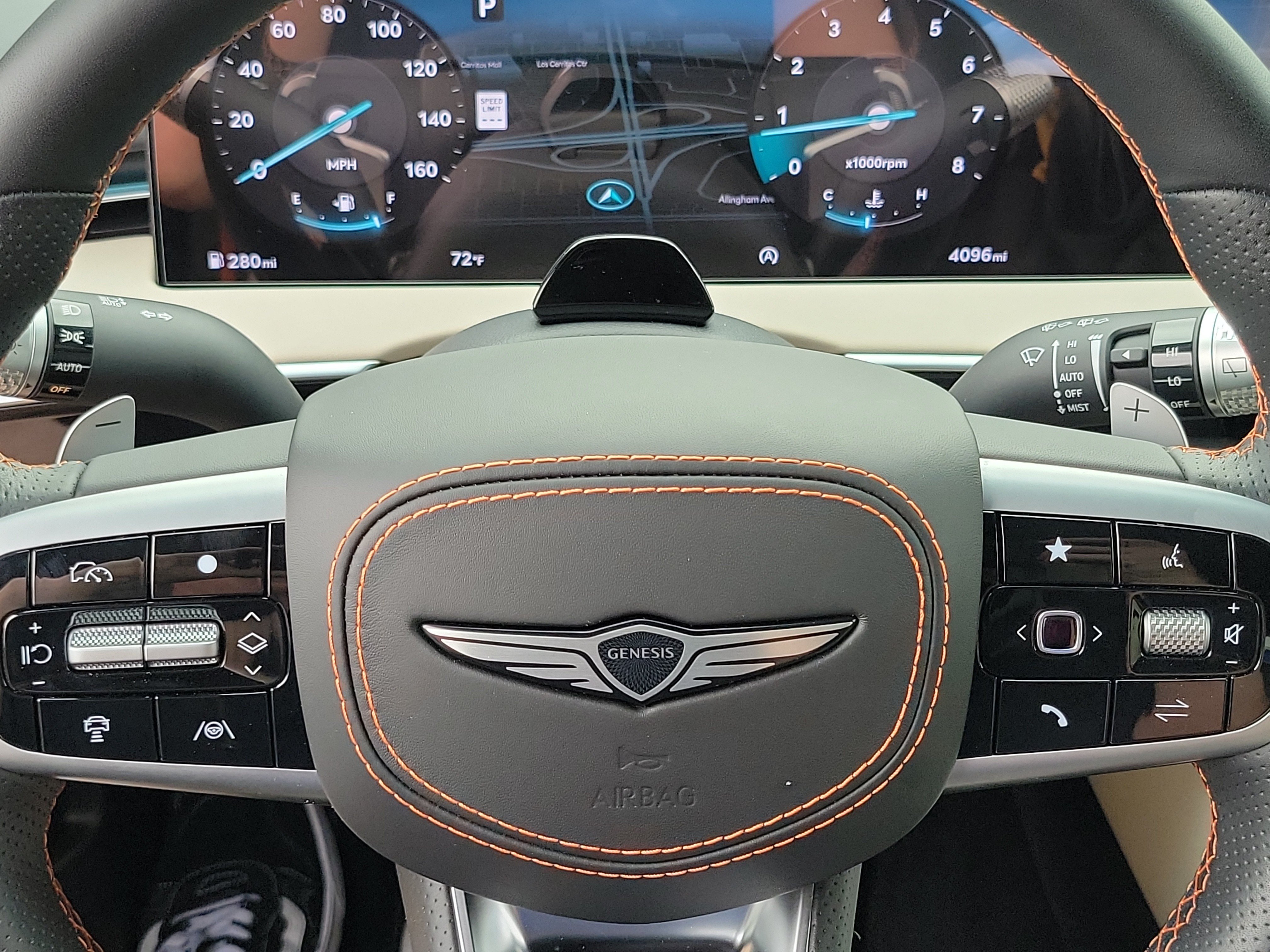 Certified 2026 Genesis GV70 3.5T Sport Prestige AWD/4WD image 10