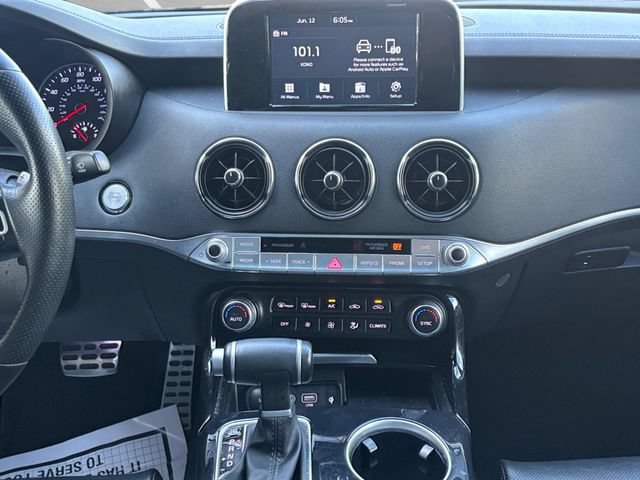 Used 2020 Kia Stinger GT-Line RWD image 4