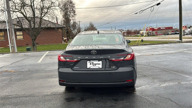 Used 2025 Toyota Camry LE image 30
