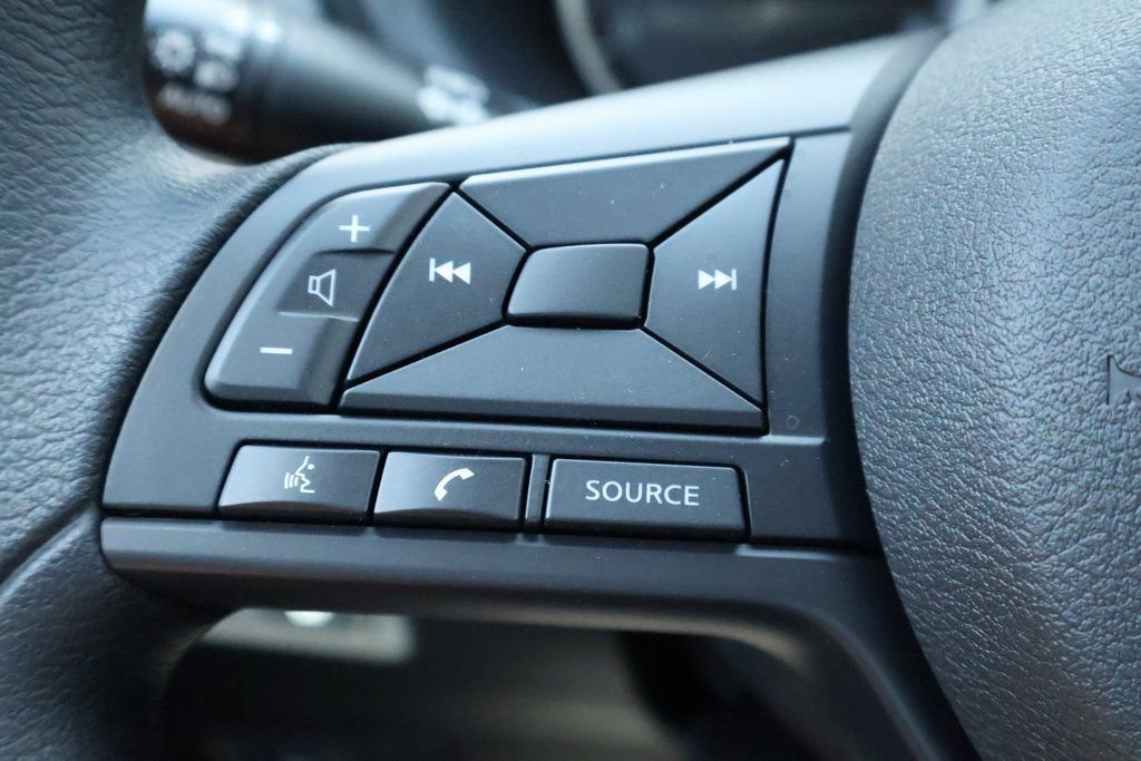 New 2025 Nissan Kicks Play S image 10