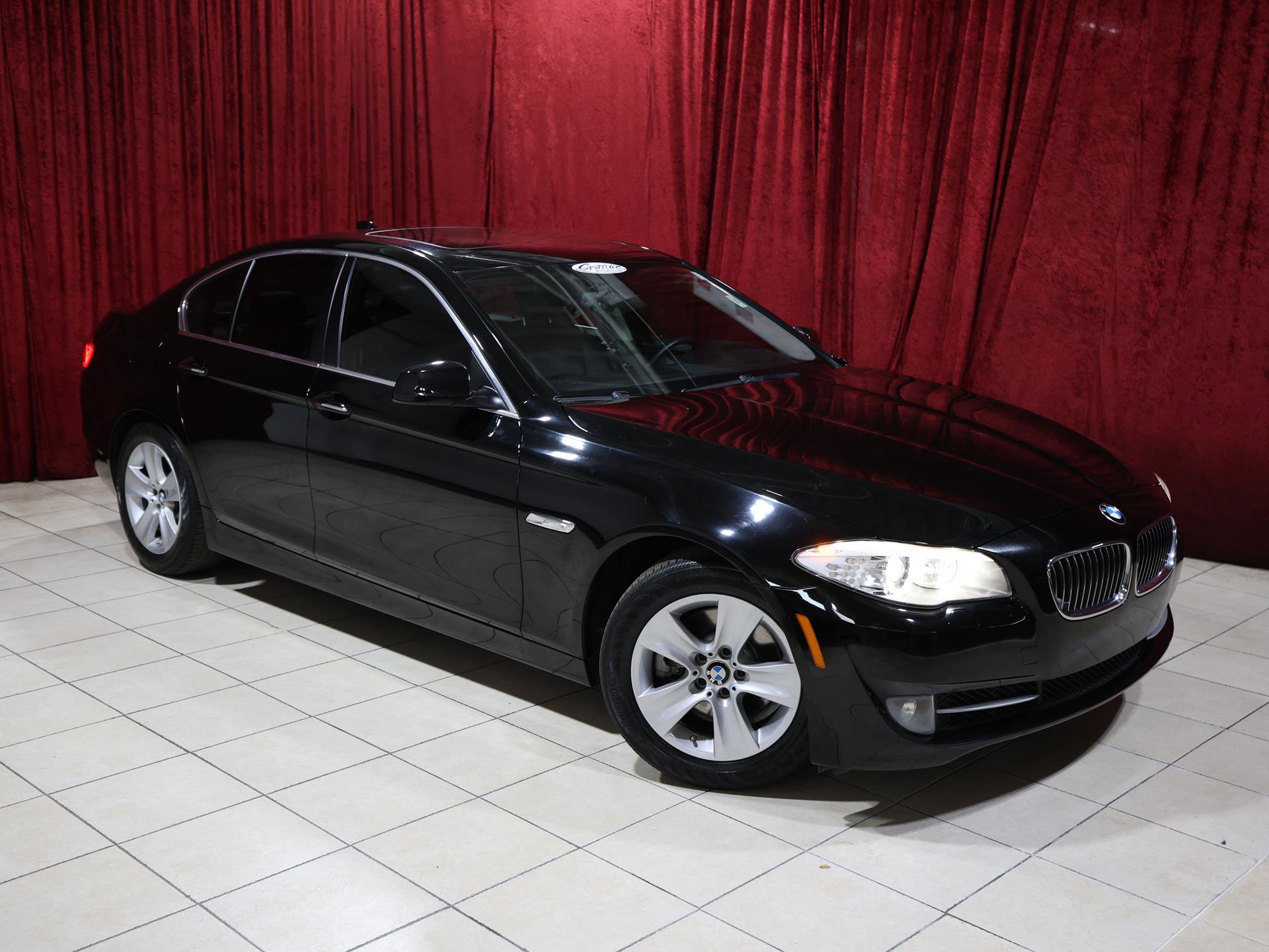 Used 2013 BMW 528i Sedan RWD image 2
