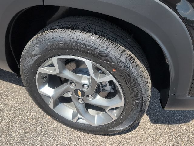 Used 2026 Chevrolet Trax LT w/ Driver Confidence Package FWD image 16