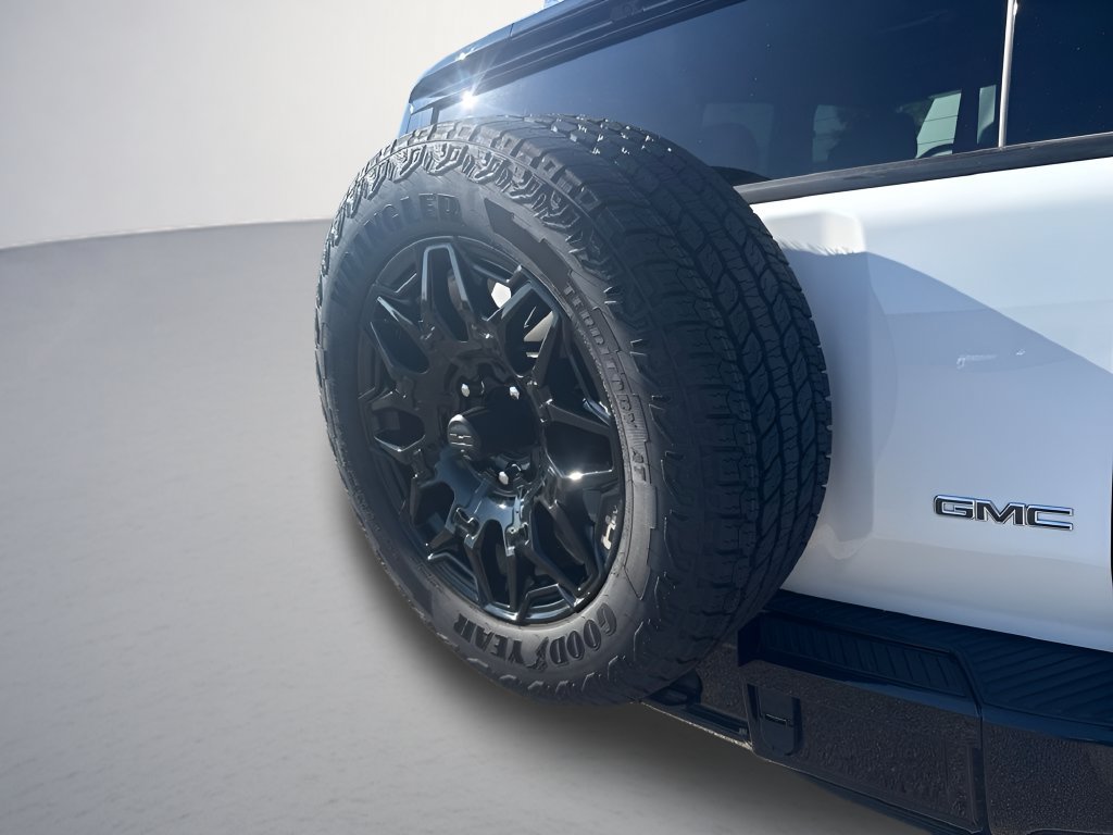 Used 2025 GMC Hummer EV 2X AWD/4WD image 36