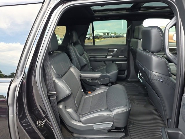 New 2025 Ford Expedition Max Platinum image 12