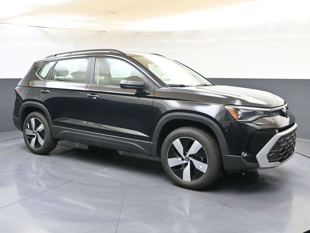 New 2025 Volkswagen Taos S image 7