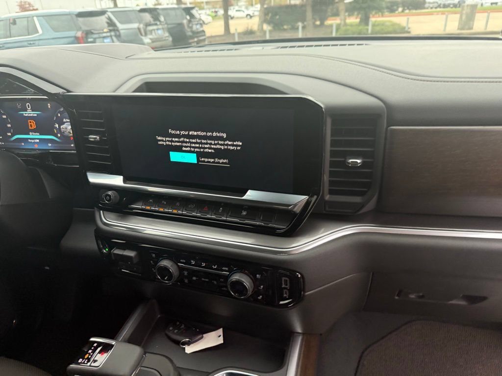 Used 2026 Chevrolet Silverado 1500 High Country w/ Technology Package RWD image 45