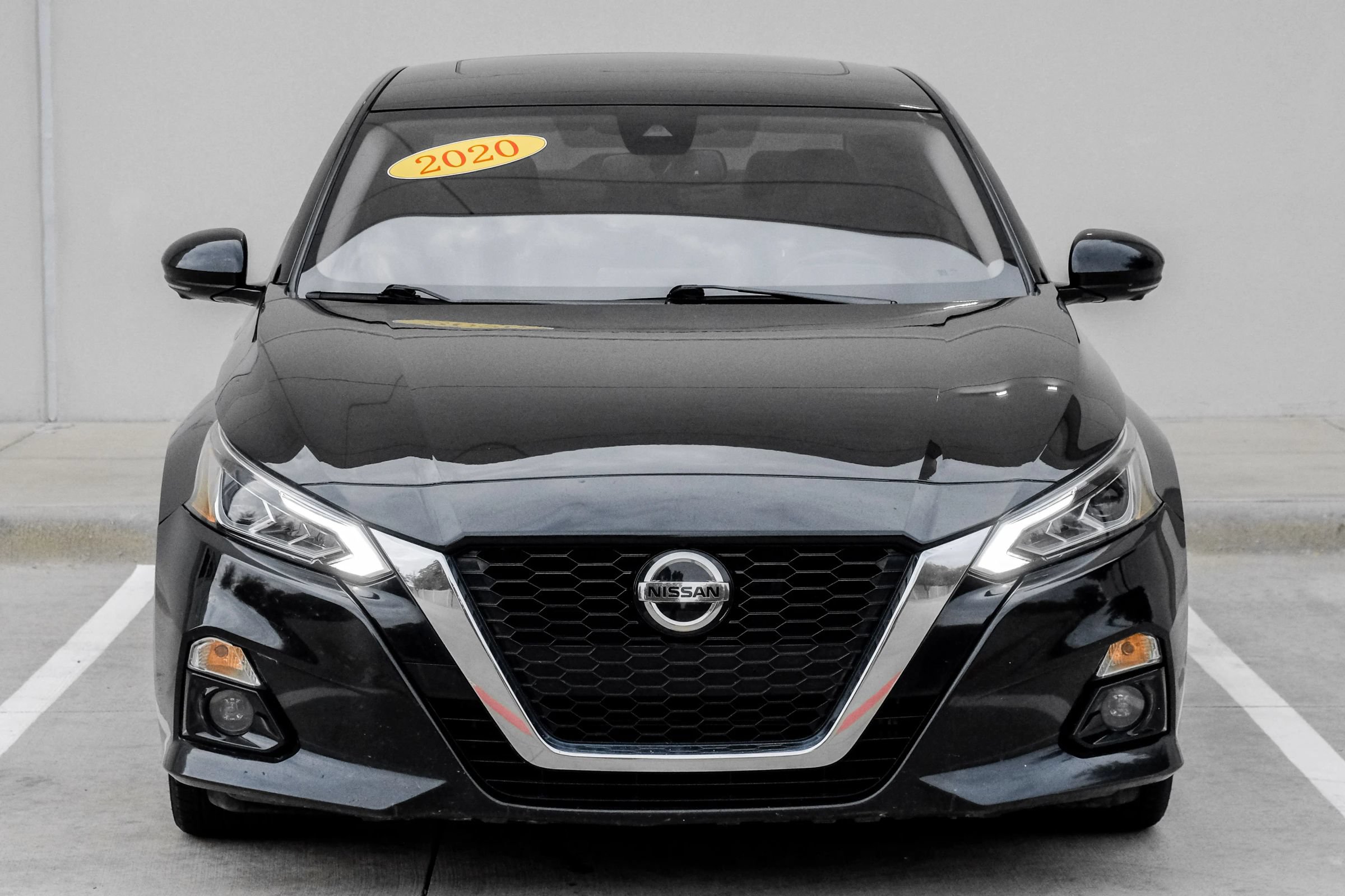 Used 2020 Nissan Altima 2.5 Platinum FWD image 16