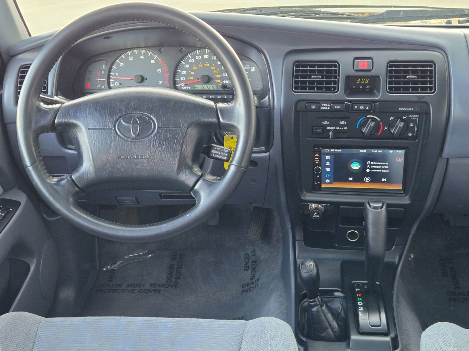 Used 2000 Toyota 4Runner SR5 image 24