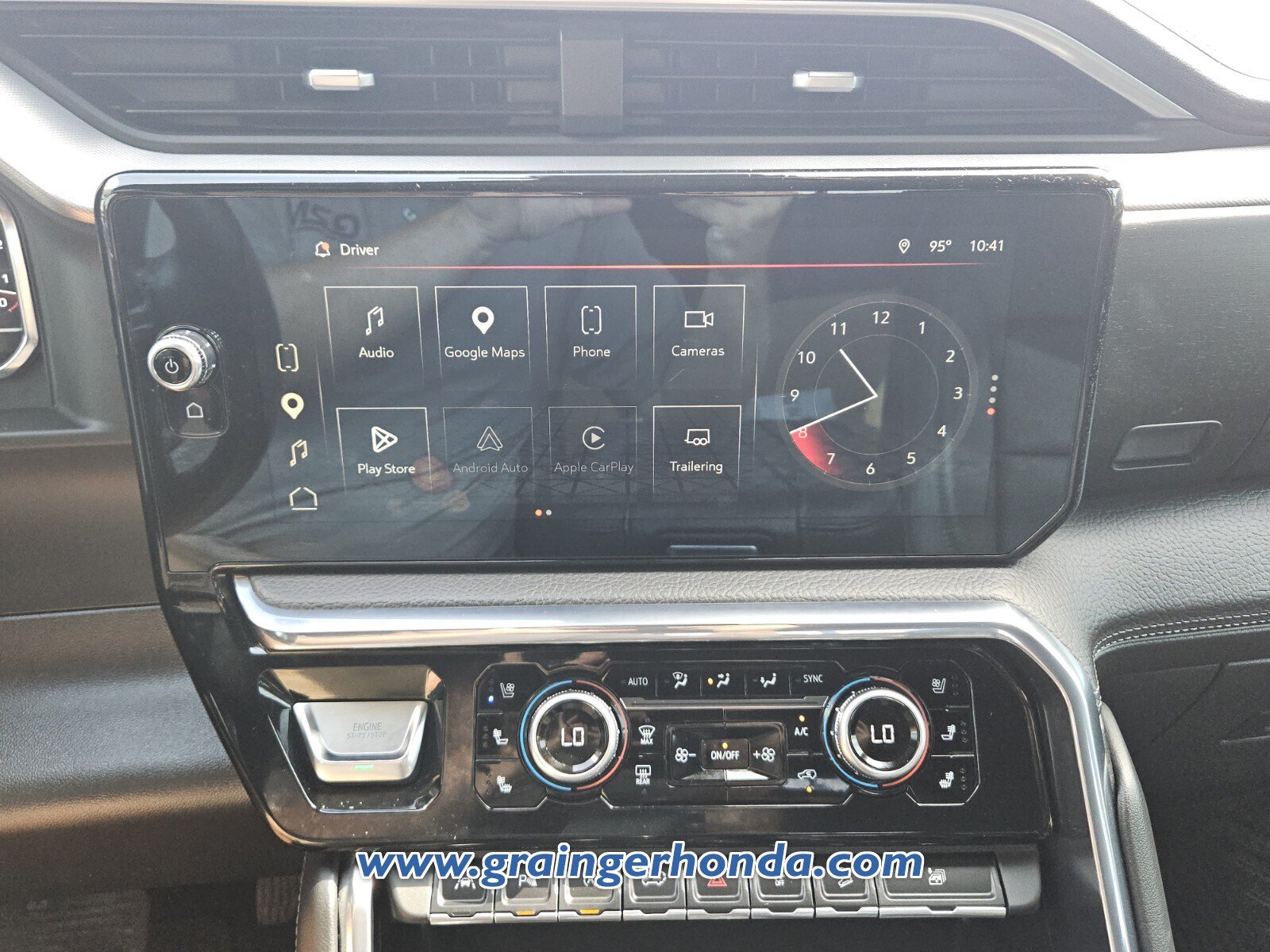 Used 2024 GMC Sierra 1500 Denali AWD/4WD image 15