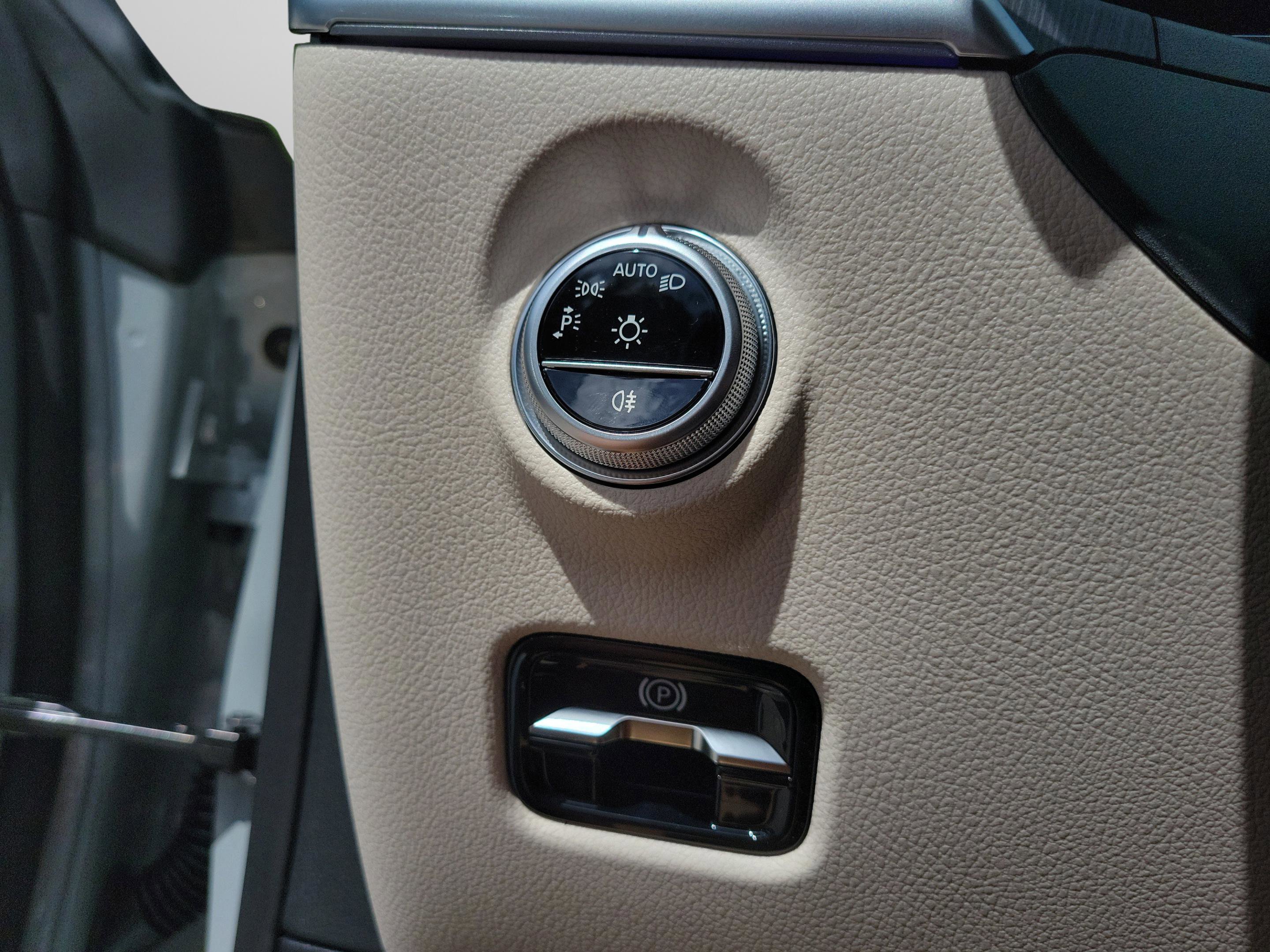 New 2026 Mercedes-Benz CLE 450 4MATIC Coupe image 22