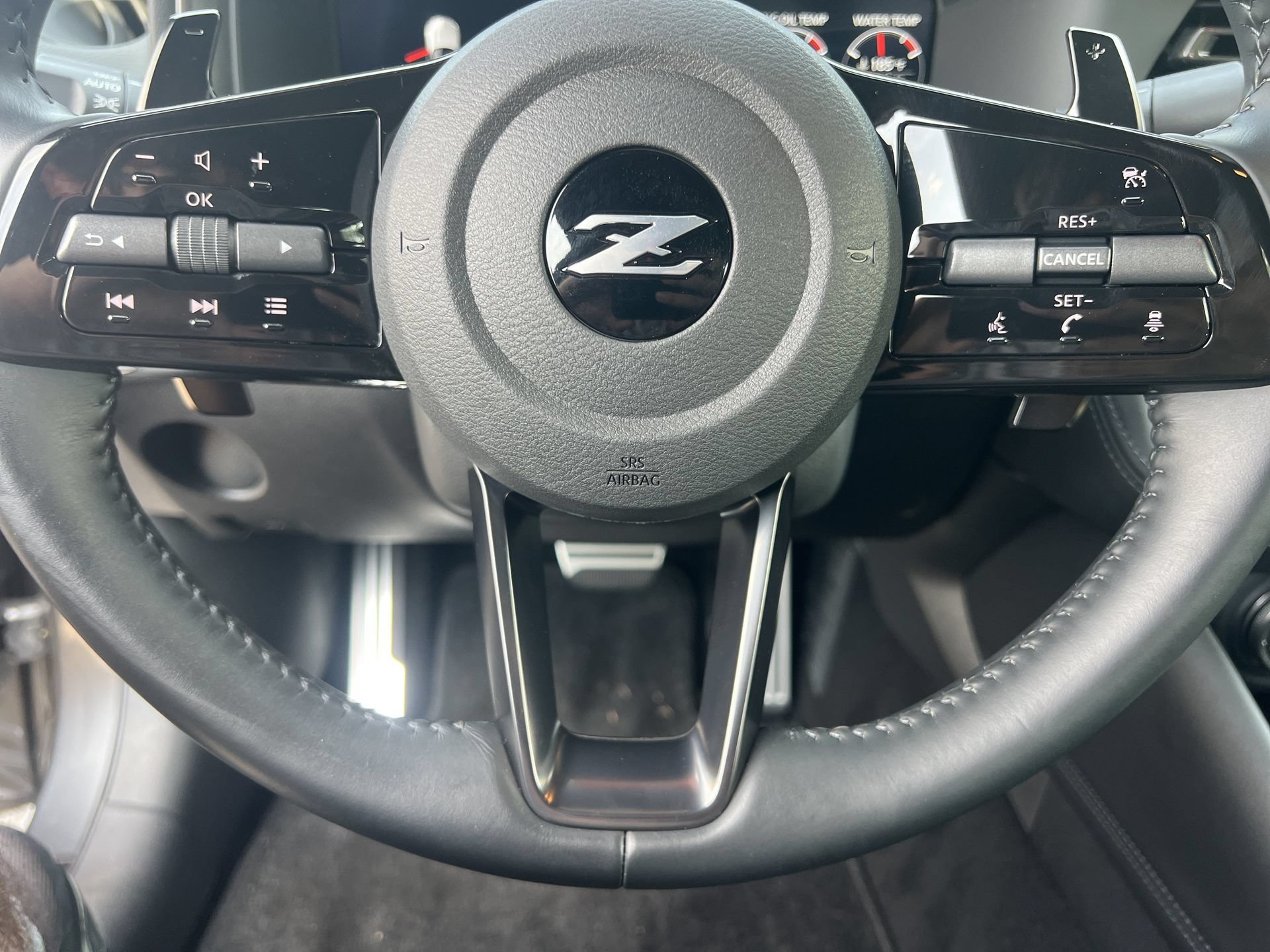 Certified 2025 Nissan Z Performance w/ Floor Mat Package RWD image 10