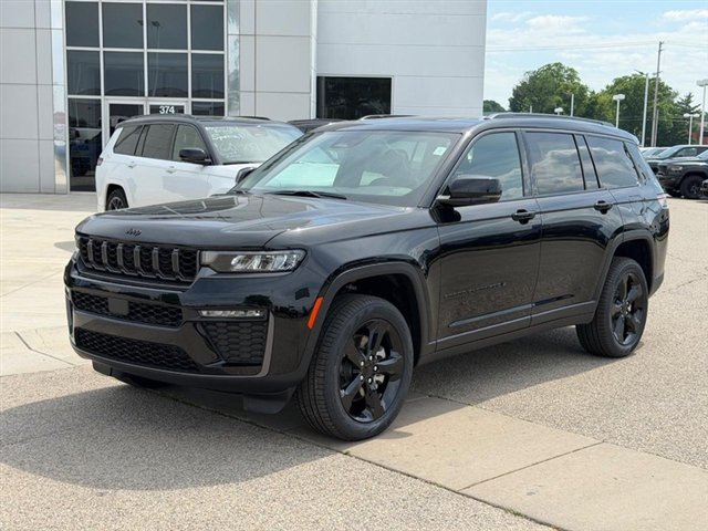 New 2026 Jeep Grand Cherokee L Limited AWD/4WD image 1