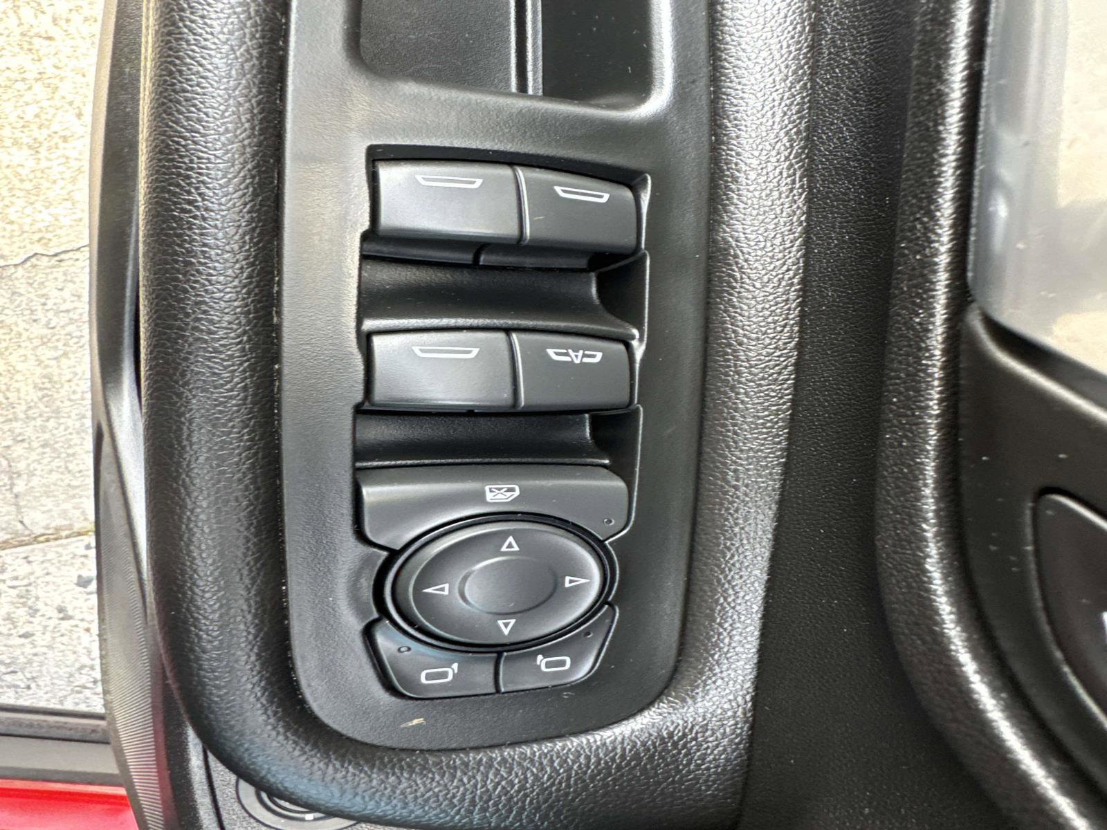 Used 2022 GMC Terrain SLE w/ Driver Convenience Package image 20