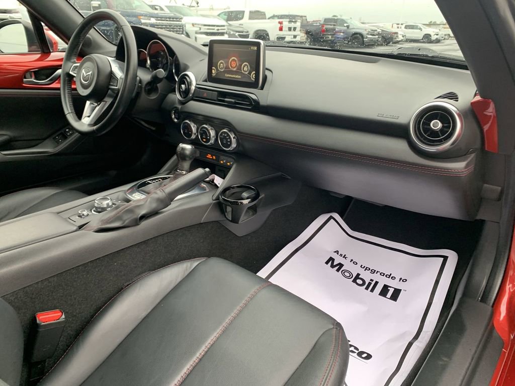 Used 2017 MAZDA MX-5 Miata RF Grand Touring image 27
