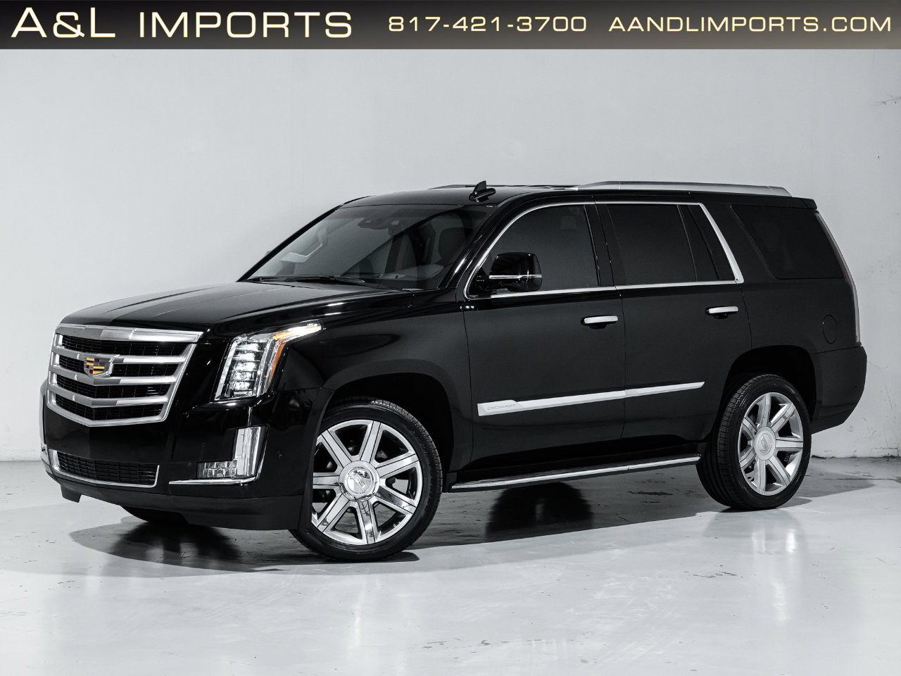 Used 2019 Cadillac Escalade Luxury AWD/4WD image 18